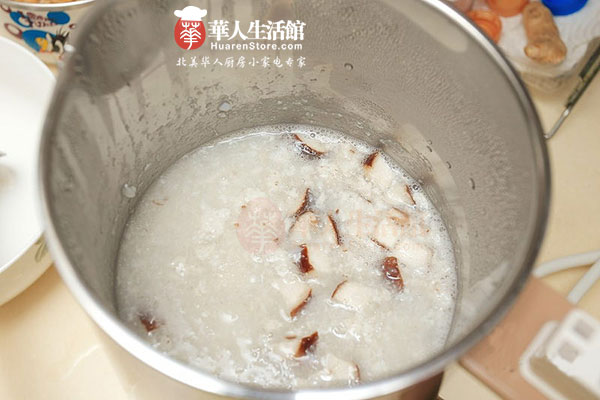 九阳料理奇机dj13m-d82sg香菇瘦肉粥5