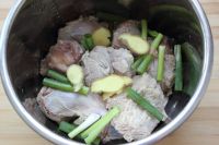电压力锅制作酱牛肉6