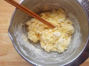电饼铛做面包步骤三