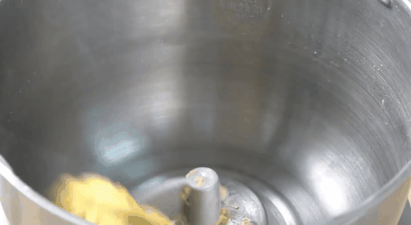 小熊7L和面机
