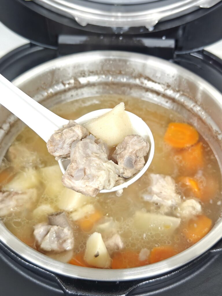 美的电压力锅炖汤