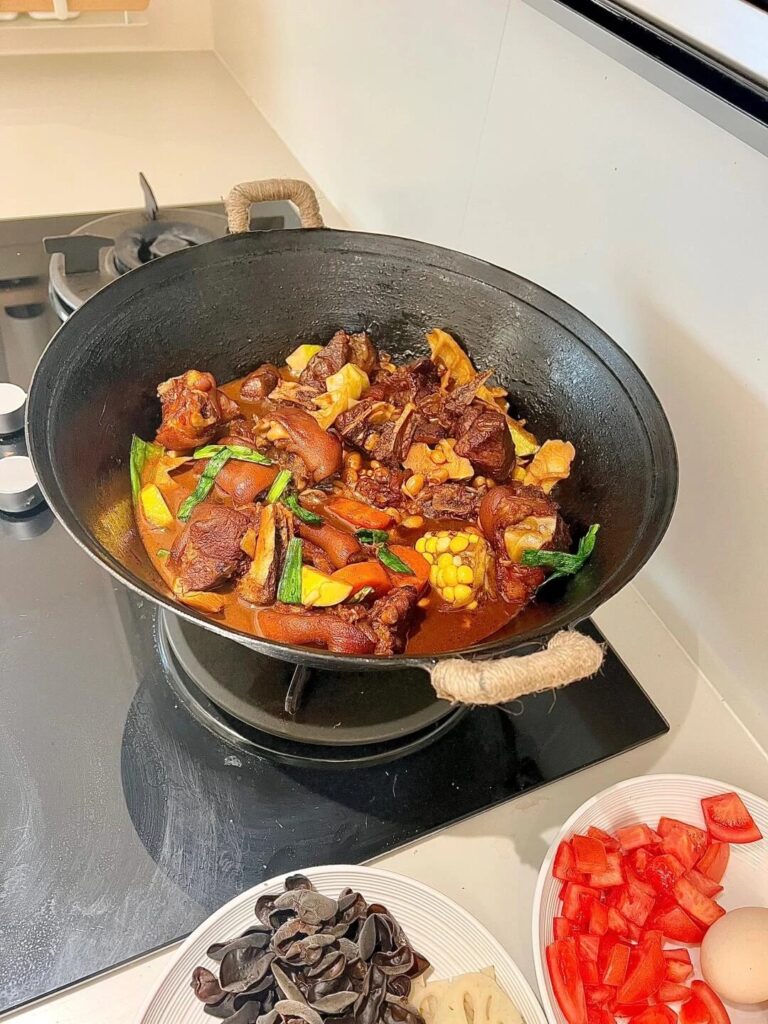 王源吉铁锅炖