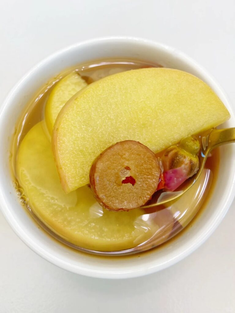 苹果玫瑰水