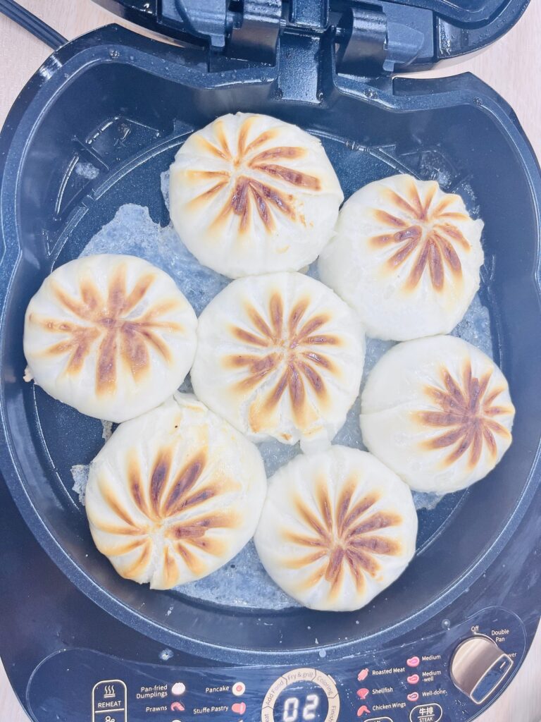 利仁电饼铛生煎包