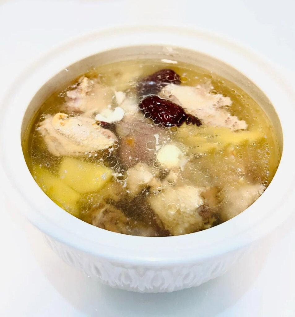 莲子老鸭汤