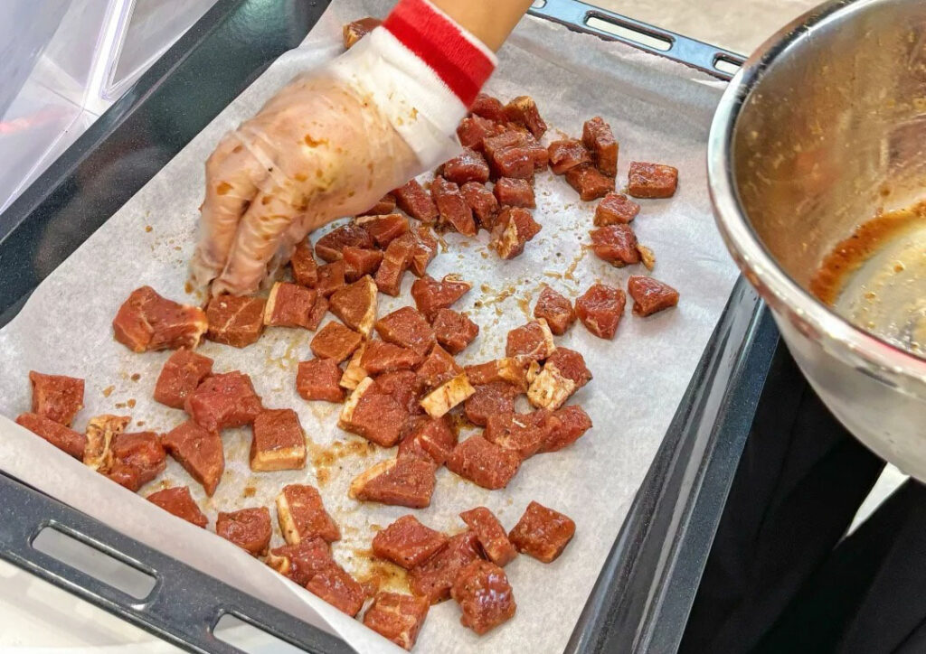 菠萝牛肉粒