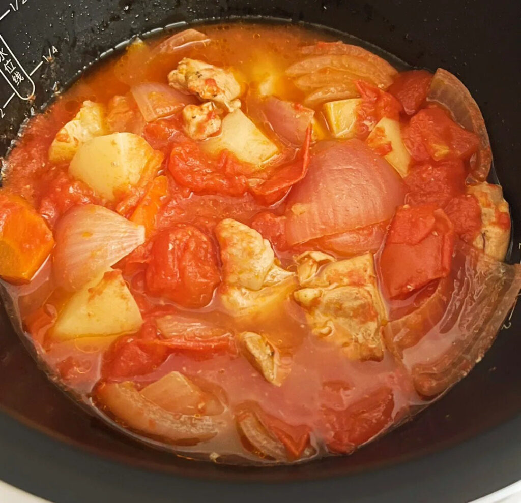 西红柿炖鸡腿肉