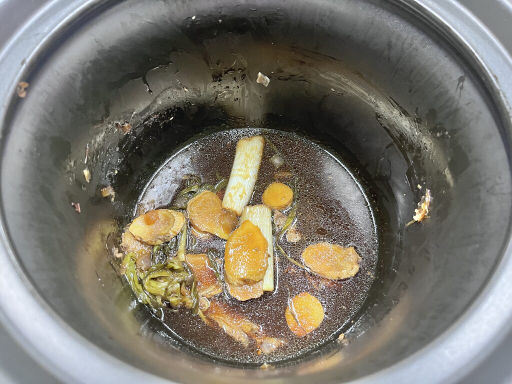 joydeem电炖锅干焗鸡效果