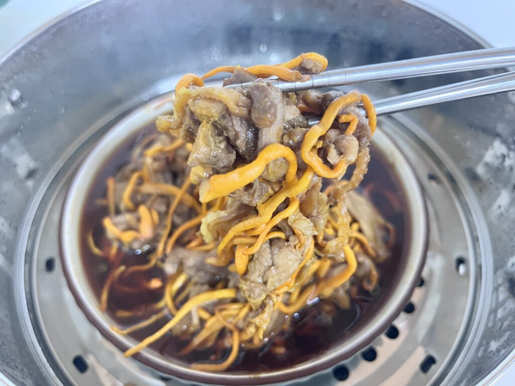 Joydeem不锈钢电蒸锅食谱-虫草花蒸鸡