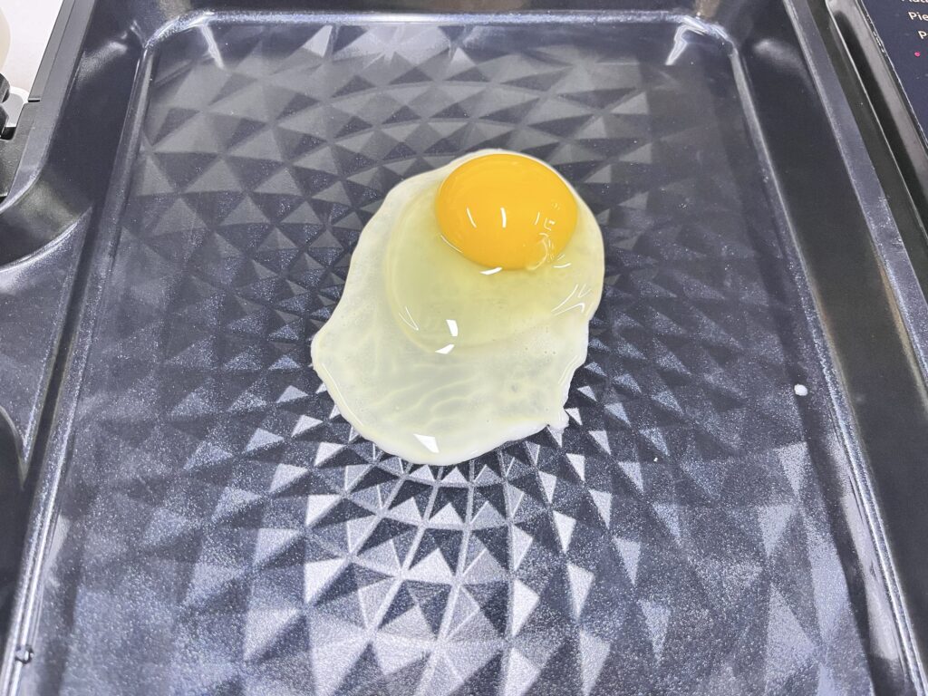 joydeem涮烤一体锅无油煎鸡蛋