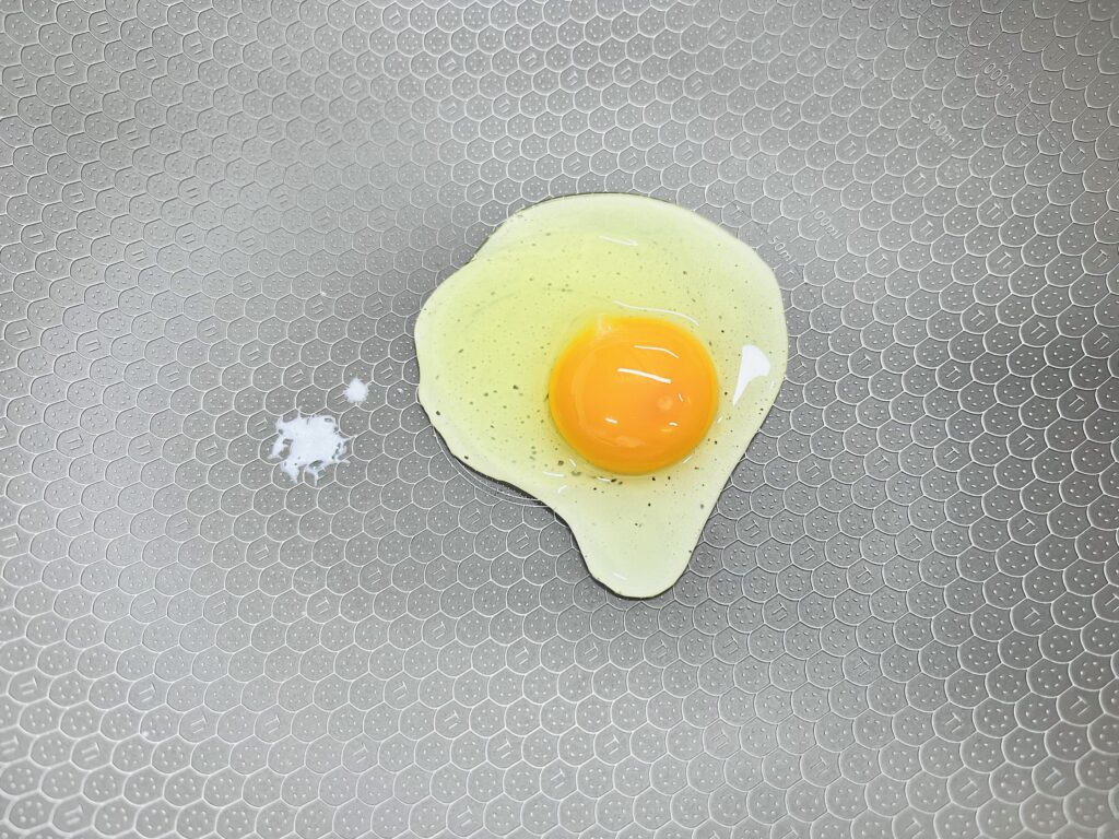 康巴赫第七代钛蜂窝锅煎蛋
