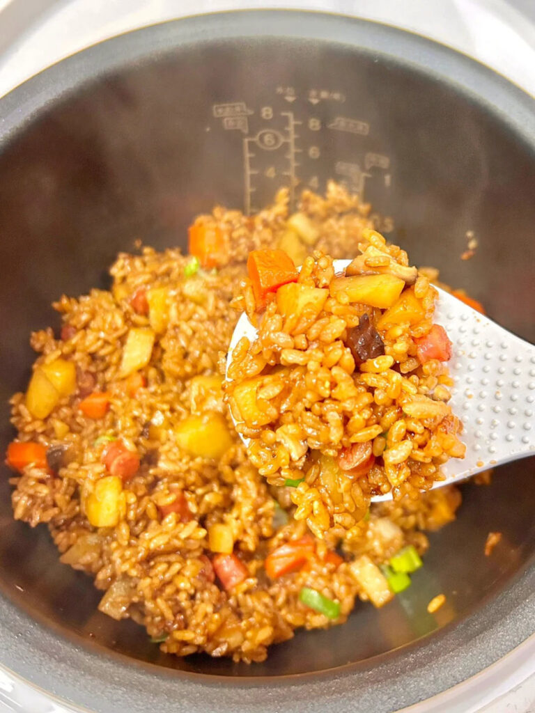 胡萝卜土豆焖饭
