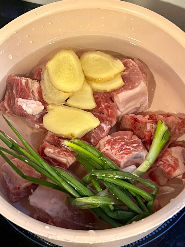 萝卜排骨汤