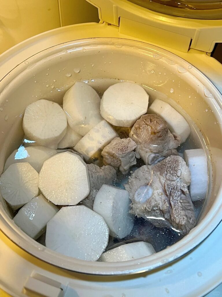 萝卜排骨汤