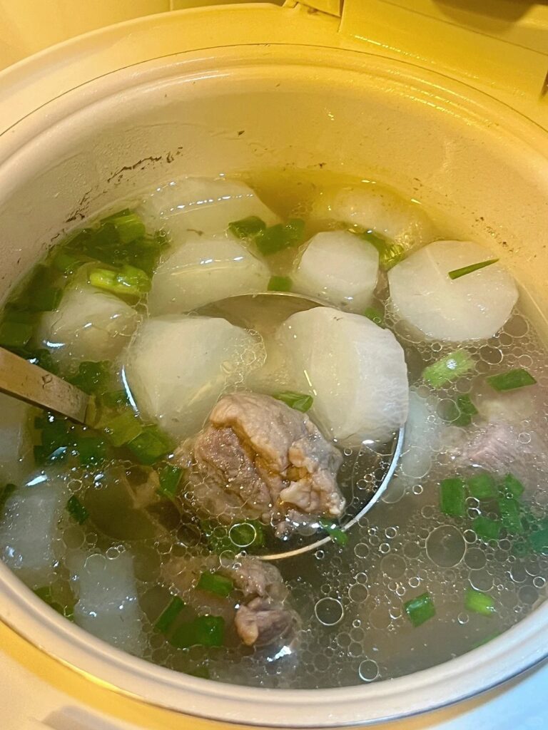 萝卜排骨汤