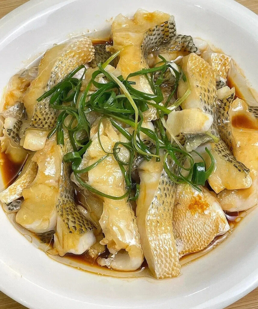 蒸鲈鱼