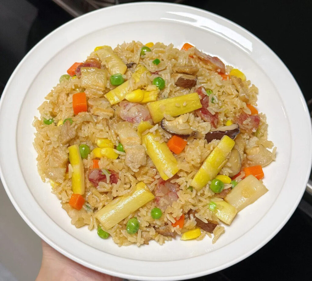 春笋腊肠焖饭