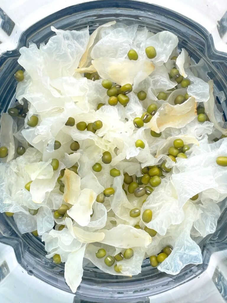 绿豆银耳豆浆